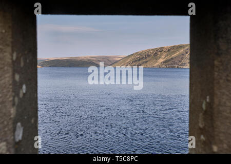 Il serbatoio Claerwen a Elan Valley, POWYS, GALLES Foto Stock