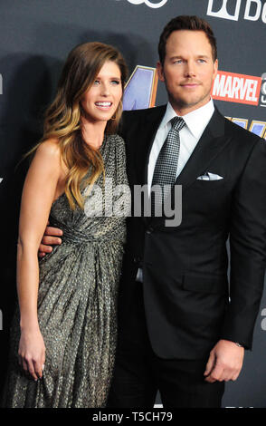 Los Angeles, California, Stati Uniti d'America 22 aprile 2019 Autore Katherine Schwarzenegger e il suo fidanzato attore Chris Pratt frequentare la Premiere mondiale di Marvel Studios' 'vendicatori: Endgame' il 22 aprile 2019 presso il Los Angeles Convention Center di Los Angeles, California, USA. Foto di Barry re/Alamy Stock Photo Foto Stock