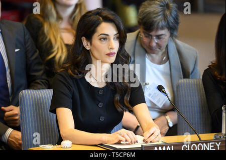 New York, NY, STATI UNITI D'AMERICA. 23 apr, 2019. Internazionale dei diritti umani avvocato AMAL CLOONEY presso il Consiglio di Sicurezza delle Nazioni Unite incontro presso la sede delle Nazioni Unite a New York City il 23 aprile 2019. Credito: Michael Brochstein/ZUMA filo/Alamy Live News Foto Stock