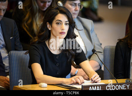 New York, NY, STATI UNITI D'AMERICA. 23 apr, 2019. Internazionale dei diritti umani avvocato AMAL CLOONEY presso il Consiglio di Sicurezza delle Nazioni Unite incontro presso la sede delle Nazioni Unite a New York City il 23 aprile 2019. Credito: Michael Brochstein/ZUMA filo/Alamy Live News Foto Stock