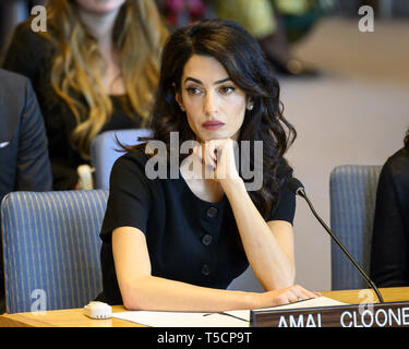 New York, NY, STATI UNITI D'AMERICA. 23 apr, 2019. Internazionale dei diritti umani avvocato AMAL CLOONEY presso il Consiglio di Sicurezza delle Nazioni Unite incontro presso la sede delle Nazioni Unite a New York City il 23 aprile 2019. Credito: Michael Brochstein/ZUMA filo/Alamy Live News Foto Stock