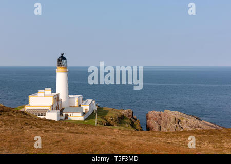 Rua Reidh Lighthouse vicino a Gairloch, sulla costa occidentale della Scozia. Foto Stock