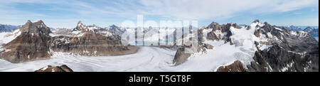 La Groenlandia, Sermersooq, Kulusuk, Schweizerland Alpi, mountainscape panorama Foto Stock