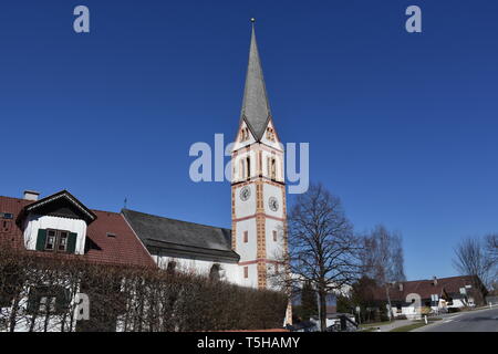 Sistrans, Kirche, Innsbruck Innsbruck Land Tirolo, Nordtirol, Innsbruck, Terrasse, Mittelgebirgsterrasse, Dorf, Pfarrkirche, Gertrude, Heilige Gertra Foto Stock