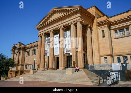 Libreria dello stato del NSW edificio costruito di pietra su Macquarie Street nel centro di Sydney, Nuovo Galles del Sud, Australia Foto Stock