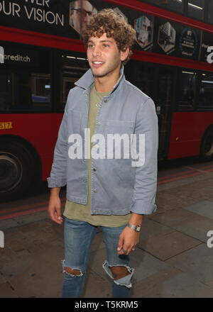 Londra, Regno Unito. Eyal Booker al Pete stoppini Hermano abbigliamento lancio ad Ace Hotel Shoreditch, Londra martedi 31 luglio 2018. Ref: LMK73-J2388-010818 Keith Mayhew/Landmark WWW.LMKMEDIA.COM Media Foto Stock