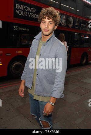 Londra, Regno Unito. Eyal Booker al Pete stoppini Hermano abbigliamento lancio ad Ace Hotel Shoreditch, Londra martedi 31 luglio 2018. Ref: LMK73-J2388-010818 Keith Mayhew/Landmark WWW.LMKMEDIA.COM Media Foto Stock