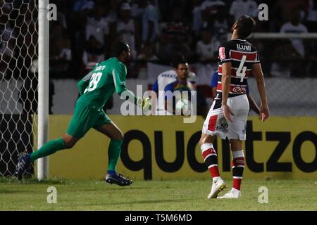 PE - Recife - 04/25/2019 - Brasiliano Cup 2019 - Santa Cruz vs. Fluminense - pena shootout match tra Santa Cruz e Fluminense a Arruda Stadium per il campionato 2019 Brasile Cup foto: Paulo Paiva / AGIF Foto Stock