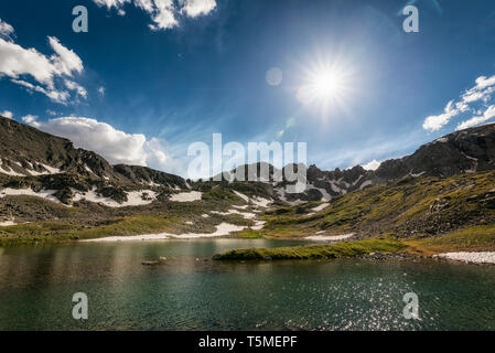 Alta altitudine lago in Colorado Foto Stock