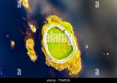 Vista aerea di Doon Fort da Portnoo - County Donegal - Irlanda. Foto Stock