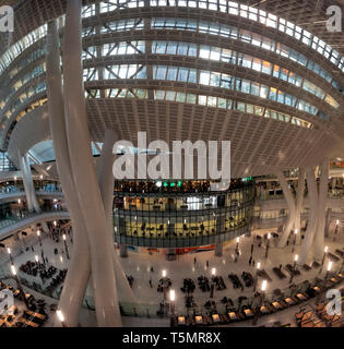 Interno del nuovo West Kowloon Express Rail Link-Hong Kong alla Cina la stazione principale, Hong Kong, Cina. Foto Stock