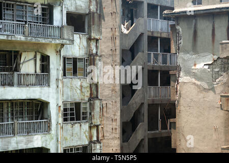 L'isola abbandonata di Hashima, al largo di Nagasaki, Giappone. Resa famosa nel film di James Bond 'Skyfall'. Foto Stock