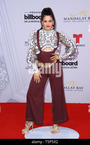 Aprile 25, 2019 - Las Vegas, NV, Stati Uniti - 25 Aprile 2019 - Las Vegas NV - Rosalia. 2019 Billboard Latin Music Awards Red Carpet gli arrivi al Mandalay Bay Resort Casino. Photo credit: MJT/AdMedia (credito Immagine: © Mjt/AdMedia via ZUMA filo) Foto Stock