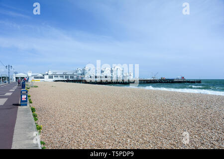 South Parade Pier, Southsea, Hampshire, Inghilterra, Regno Unito Foto Stock