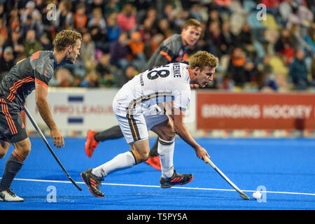 MOENCHENGLADBACH, 26-04-2019, Hockey Pro League 2019 uomini. Luogo: Hockeypark. Ferdinando Weinke durante il gioco vs Germania Paesi Bassi. Foto Stock