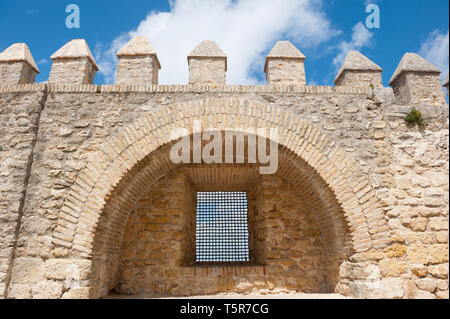 Araba medievale cinta muraria a Vejer de la Frontera, Cadice, Spagna Foto Stock