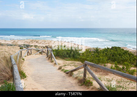 Araba medievale cinta muraria a Vejer de la Frontera, Cadice, Spagna Foto Stock