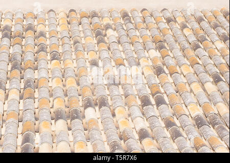 Mediteranean cotto tetto di tegole Foto Stock