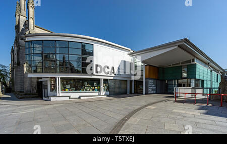 Il DCA (Dundee Contemporary Arts Center) entrata in Nethergate Dundee Scotland Regno Unito Foto Stock