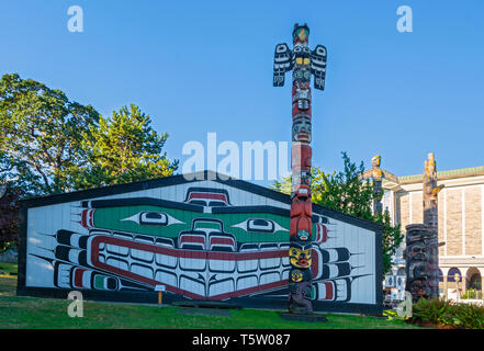 Canada, British Columbia, Victoria, Thunderbird Park, totem Foto Stock