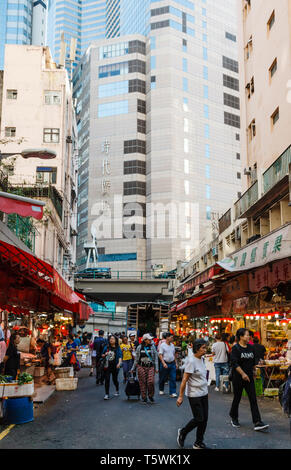 Wan Chai Road, Wan Chai District di Hong Kong Foto Stock