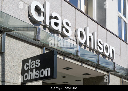 Clas Ohlson filiale a Amburgo, Germania. Clas Ohlson è un hardware svedese catena di negozi e mail-fine impresa. Foto Stock