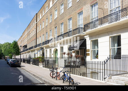 Periodo townhouses, Bedford Place, Bloomsbury, London Borough of Camden, Greater London, England, Regno Unito Foto Stock