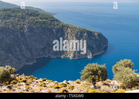 Turchia, Fethiye, Kelebekler Vadisi (Valle delle Farfalle) spiaggia Foto Stock
