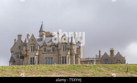 Il castello di Glengorm vicino a Tobermory sull'Isle of Mull, Argyll and Bute, Scotland, Regno Unito Foto Stock