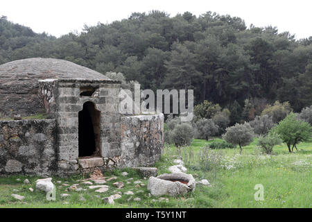Una vista di un vecchio Ottoman cisterna di acqua sul percorso della Via Licia, Turchia Foto Stock
