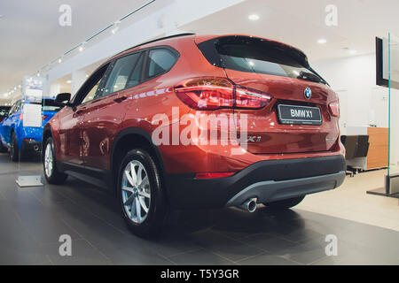 Ufa, Russia, 12 dicembre, 2018: BMW X1 Superfast sports car presentata. Foto Stock