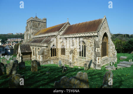 Il centro storico del XV secolo la chiesa di Tutti i Santi in Hastings Old Town, East Sussex, Regno Unito Foto Stock