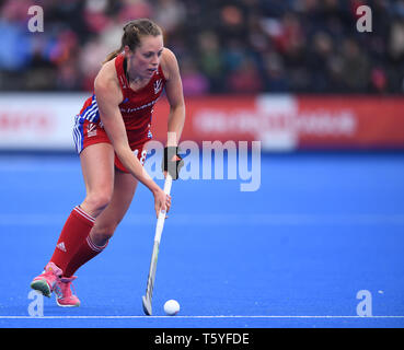 Londra, Regno Unito. 27 apr 2019. Lee Valley Hockey e il Centro Tennis di Londra, Inghilterra; onorevoli FIH Pro Hockey League, Gran Bretagna contro STATI UNITI D'AMERICA; Giselle Ansley di Gran Bretagna Credit: Azione Plus immagini di sport/Alamy Live News Foto Stock