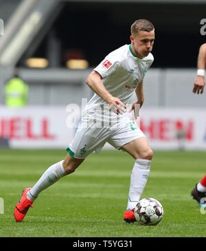 Dusseldorf Duesseldorf, Deutschland. 27 apr, 2019. firo: 27.04.2019 Calcio, calcio: 1. Bundesliga, stagione 2018/2019 Fortuna Dusseldorf Duesseldorf - Werder Brema 4: 1 Werder Johannes Eggestein, singola azione | Utilizzo di credito in tutto il mondo: dpa/Alamy Live News Foto Stock