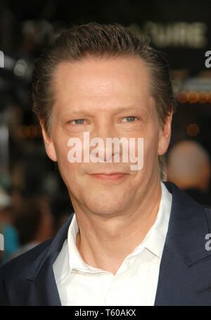 Chris Cooper al mondo Premiere Screening di 'Seabiscuit", tenutasi al Mann Village Theatre di Westwood, CA. La manifestazione ha avuto luogo martedì, luglio 22, 2003. Foto di: SBM / PictureLux Riferimento File # 33790 1162SBMPLX Foto Stock