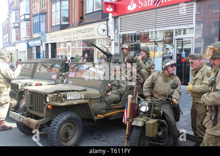 Colwyn Bay 1940s festival. Scoprite le attrazioni, i suoni e i sapori della Gran Bretagna durante la Seconda Guerra Mondiale Foto Stock