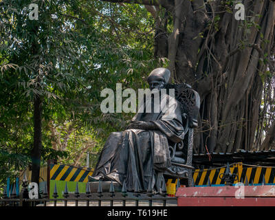 15-Apr-2019-statua di Sir Jamsetjee Jejeebhoy, 1° Baronet Jejeebhoy di Bombay vicino maidan ovale-Mumbai India Maharashtra Foto Stock