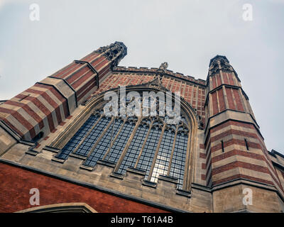 LONDRA, Regno Unito - 14 GIUGNO 2018: Vista esterna della chiesa di Holy Trinity Sloane Street Foto Stock