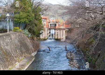Ebisu fiume centrale idroelettrica, Sakyo-Ku, Kyoto, Giappone Foto Stock