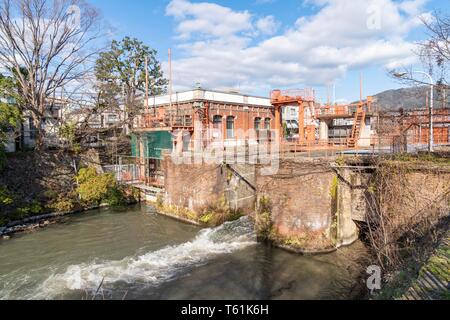 Ebisu fiume centrale idroelettrica, Sakyo-Ku, Kyoto, Giappone Foto Stock