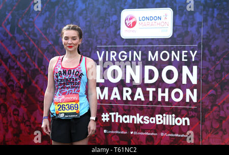 Candice Brown prima del 2019 denaro Virgin London Marathon. Foto Stock