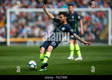 Burnley, Regno Unito. 28 apr, 2019. David Silva del Manchester City durante il match di Premier League tra Burnley e il Manchester City a Turf Moor il 28 aprile 2019. Credito: Immagini di PHC/Alamy Live News Foto Stock