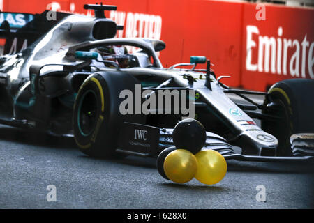 Motorsports: FIA Formula One World Championship 2019, il Grand Prix di Azerbaigian, #44 Lewis Hamilton (GBR, Mercedes AMG Petronas Motorsport), 28.04.2019 | Utilizzo di tutto il mondo Foto Stock