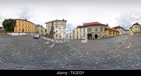 Visualizzazione panoramica a 360 gradi di Banska Stiavnica