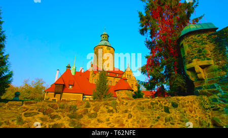 Un bel colpo di un vecchio castello in Polonia // 2018 Foto Stock