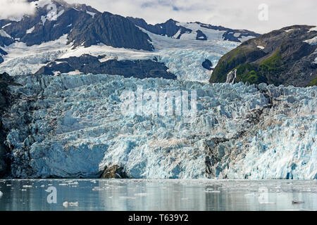 Il ghiacciaio di sorpresa in una giornata di sole in Prince William Sound in Alaska Foto Stock