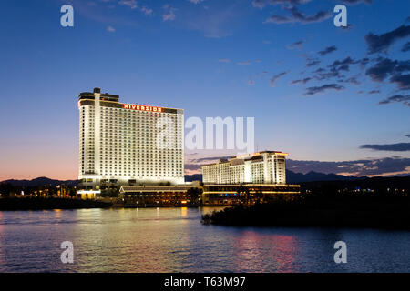 Don Laughlin il Riverside Hotel Resort and Casino edificio accanto al fiume Colorado in Laughlin, Nevada, STATI UNITI D'AMERICA Foto Stock