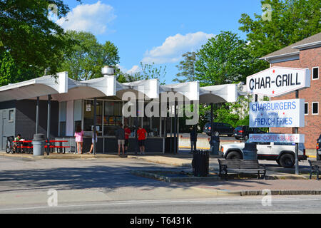 Il Char Grill burger stand è stato alimentazione di Raleigh North Carolina sin dalla sua apertura nel 1959. Foto Stock