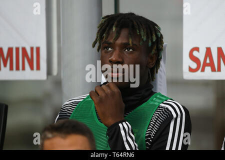 Milano, Italia. 27 apr, 2019. calcio, campionato di Serie A TIM 2018-19 Inter vs Juventus 1-1 nella foto: KEAN Credit: Indipendente Agenzia fotografica/Alamy Live News Foto Stock