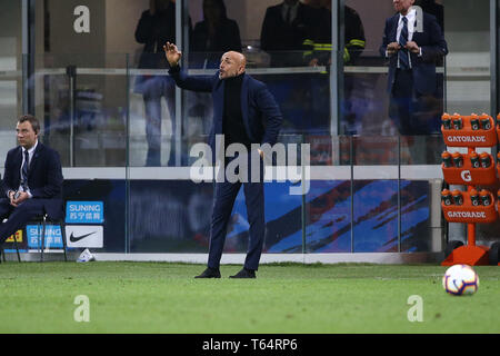 Milano, Italia. 27 apr, 2019. calcio, campionato di Serie A TIM 2018-19 Inter vs Juventus 1-1 nella foto: SPALLETTI Credit: Indipendente Agenzia fotografica/Alamy Live News Foto Stock